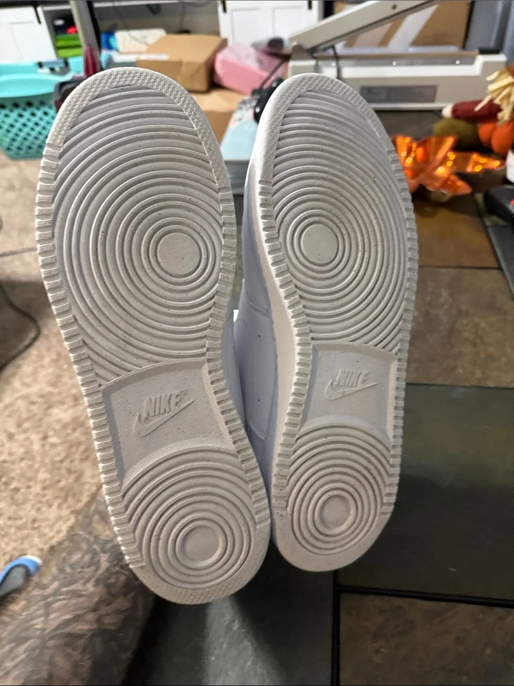 Nike pair classic